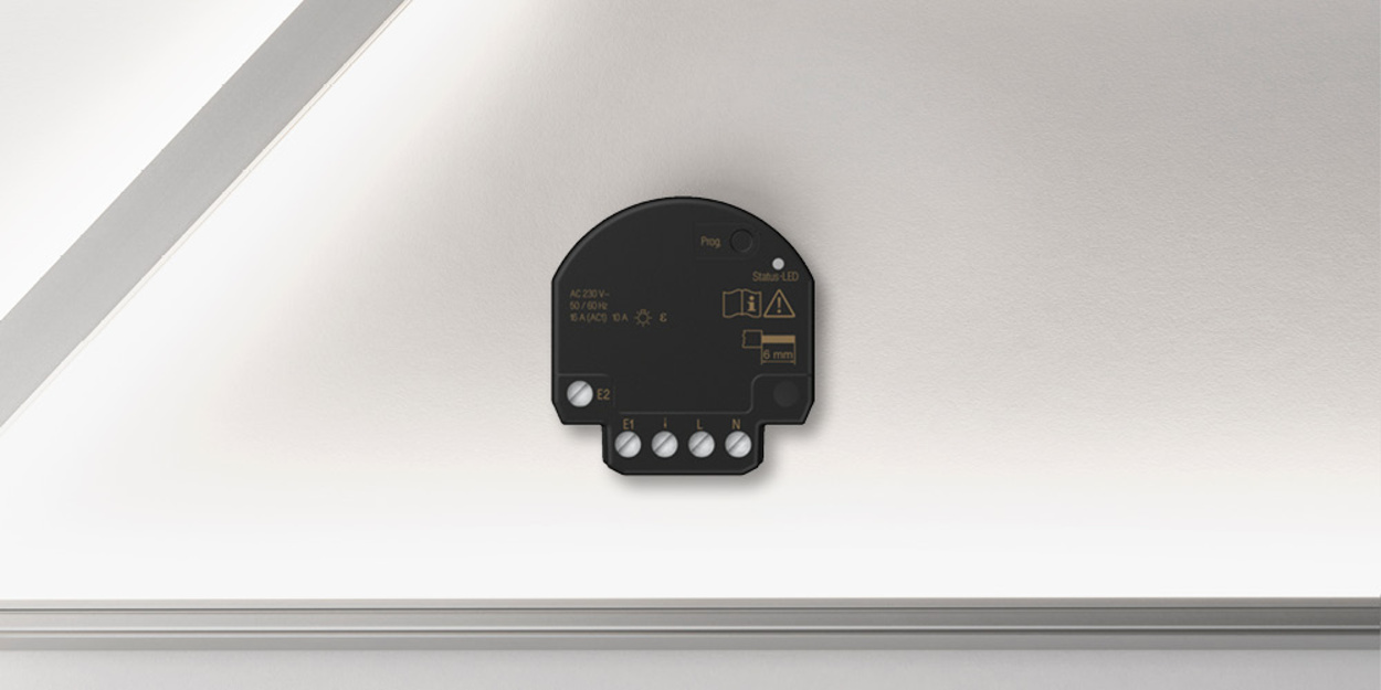 JUNG HOME Jalousieaktor Mini bei Elektroservice Naaß in Eisenach